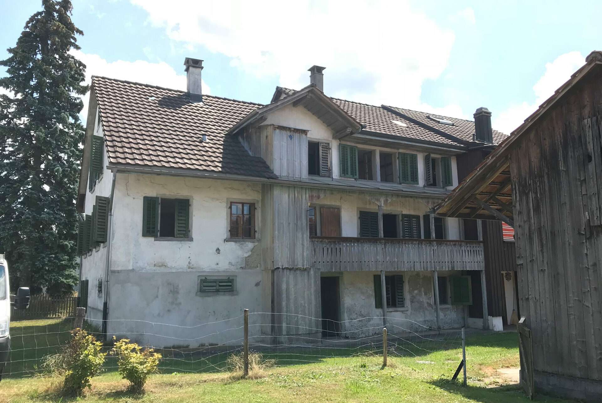 Ottikon Haus von aussen vorher
